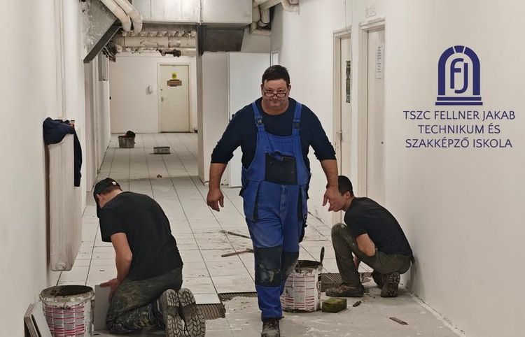 Iskolánkban folyik a felújítás