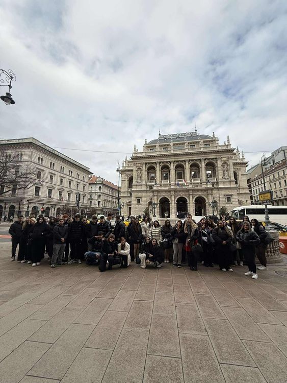 Iskolánk az operában járt